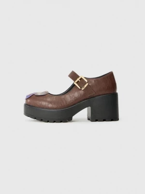 Foto van product Plateaupumps Koi Footwear bruin