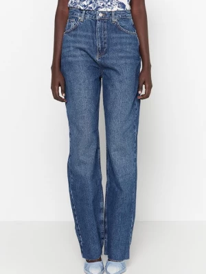 Foto van product Relaxed fit jeans NA-KD donkerblauw