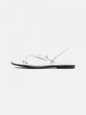Foto van product Sandalen Hugo zilverkleurig