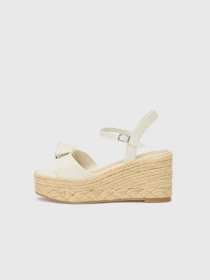 Foto van product Sandalen met hoge hak Aldo crème