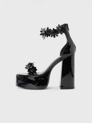 Foto van product Sandalen met hoge hak Koi Footwear zwart