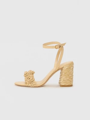 Foto van product Sandalen met hoge hak Stuart Weitzman beżowy
