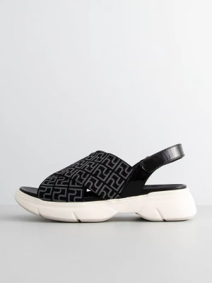Foto van product Sandalen met plateauzool HÖGL zwart