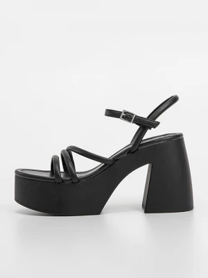 Foto van product Sandalen met plateauzool Jonak zwart