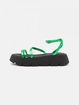 Foto van product Sandalen met plateauzool Pavement