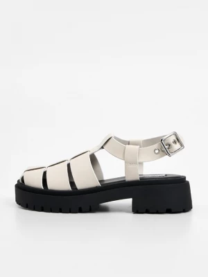 Foto van product Sandalen met plateauzool Steve Madden wit