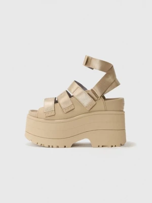 Foto van product Sandalen met plateauzool UGG zandkleur