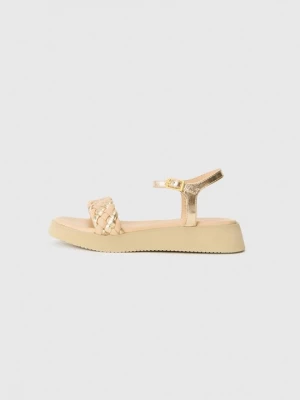Foto van product Sandalen met plateauzool Unisa goudkleurig