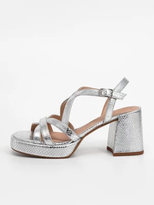 Foto van product Sandalen met plateauzool Unisa zilverkleurig