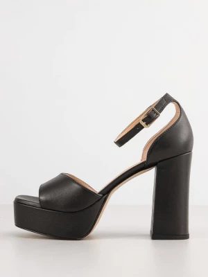 Foto van product Sandalen met plateauzool Unisa zwart