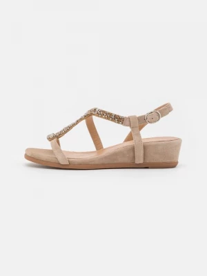 Foto van product Sandalen met sleehak Alma en Pena beżowy