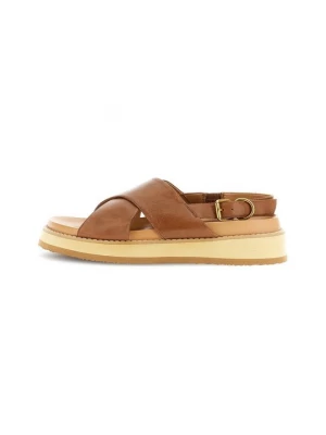 Foto van product Sandalen met sleehak CAFèNOIR bruin