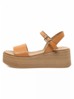 Foto van product Sandalen met sleehak Inuovo lichtbruin