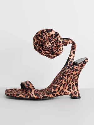 Foto van product Sandalen met sleehak Jeffrey Campbell tan