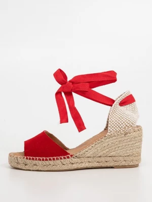 Foto van product Sandalen met sleehak Kanna rood