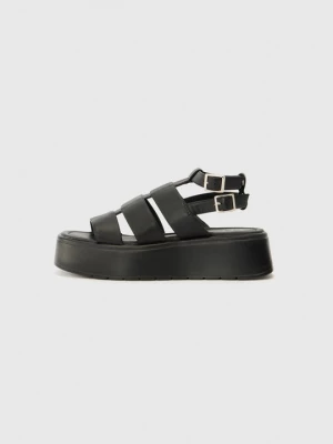 Foto van product Sandalen met sleehak Koi Footwear zwart