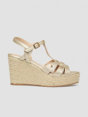 Foto van product Sandalen met sleehak s.Oliver goud