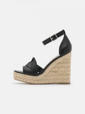 Foto van product Sandalen met sleehak Steve Madden zwart