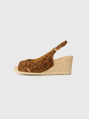Foto van product Sandalen met sleehak Unisa beżowy