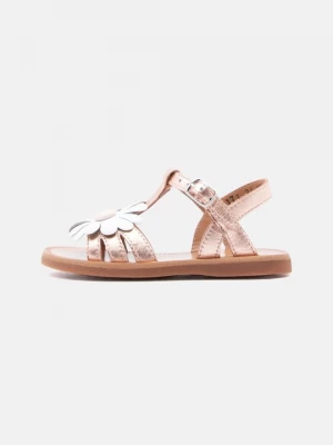 Foto van product Sandalen Pom d'Api goudkleurig