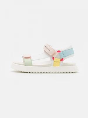 Foto van product Sandalen Tommy Hilfiger wit