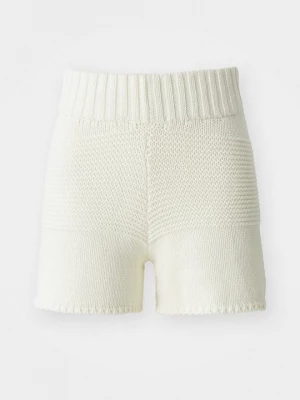 Foto van product Shorts Gina Tricot crème