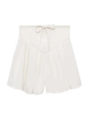 Foto van product Shorts Mango crème