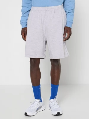 Foto van product Shorts Nike zilverkleurig