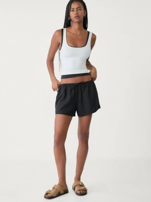 Foto van product Shorts Stradivarius zwart