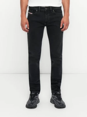 Foto van product Slim fit jeans Diesel rood