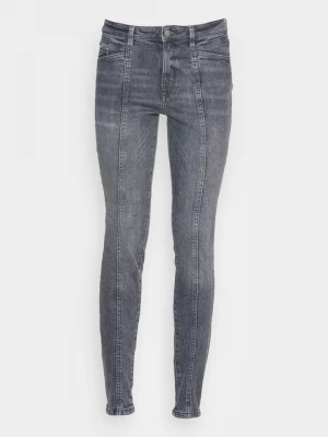 Foto van product Slim fit jeans Esprit