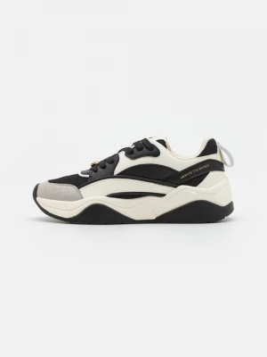 Foto van product Sneakers laag Armani Exchange zwart