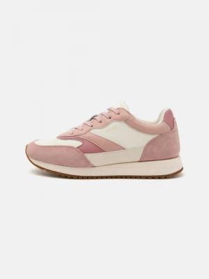 Foto van product Sneakers laag Boss donkerroze
