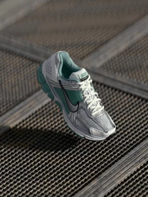 Foto van product Sneakers laag Nike donkergroen