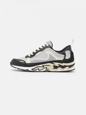 Foto van product Sneakers laag Sandro zwart