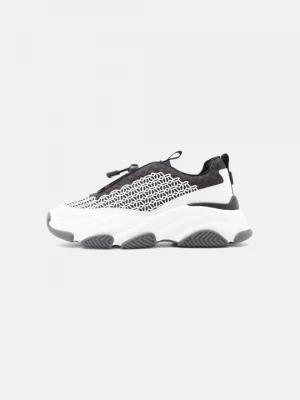 Foto van product Sneakers laag Steve Madden wit