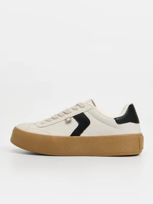 Foto van product Sneakers laag Xti lichtgrijs