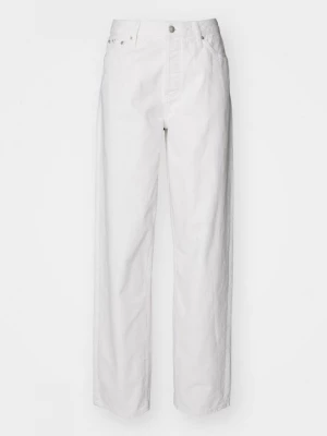 Foto van product Straight leg jeans Calvin Klein Jeans wit