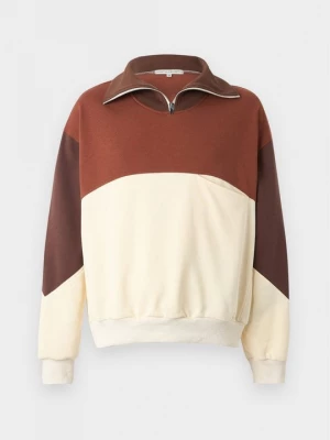 Foto van product Sweater Essential Collective