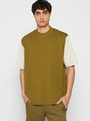 Foto van product T-shirt basic Colmar olijfgroen