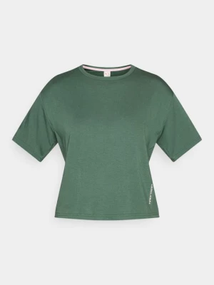 Foto van product T-shirt basic Kari Traa wintergroen