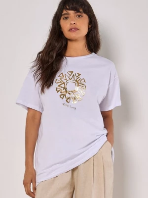 Foto van product T-shirt print Apricot goudkleurig