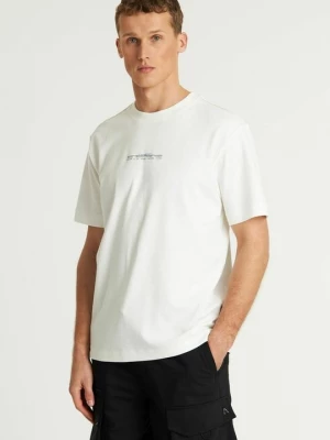 Foto van product T-shirt print CHASIN' crème
