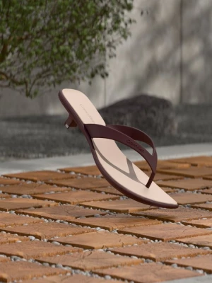 Foto van product Teensandalen Calvin Klein bordeauxrood