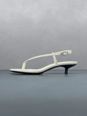 Foto van product Teensandalen Calvin Klein crème