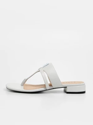Foto van product Teensandalen Furla crème