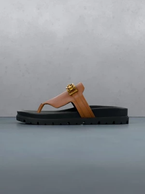 Foto van product Teensandalen Guess bruin