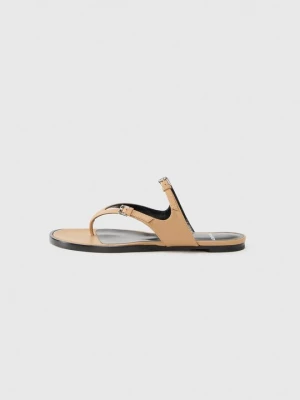 Foto van product Teensandalen Pierre Hardy bruin