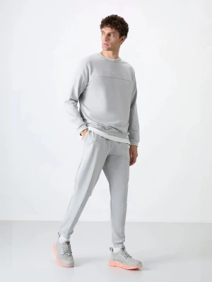 Foto van product Tommy Life Joggingpak lichtgrijs