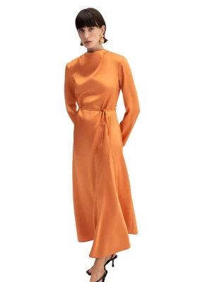 Foto van product Touche Prive Avondjurk oranje Touché Privé